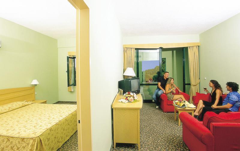 Arinna Hotel Titreyengol Экстерьер фото